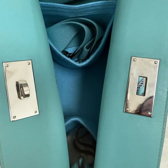 Hermes Toolbox 26 Swift Leather with Palladium Hardware Bag - Picture 14 of 16